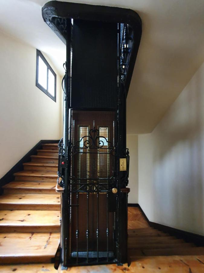 Apartment In Monumental Square Madrid Center エクステリア 写真