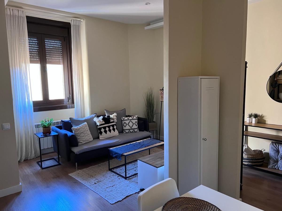 Apartment In Monumental Square Madrid Center エクステリア 写真