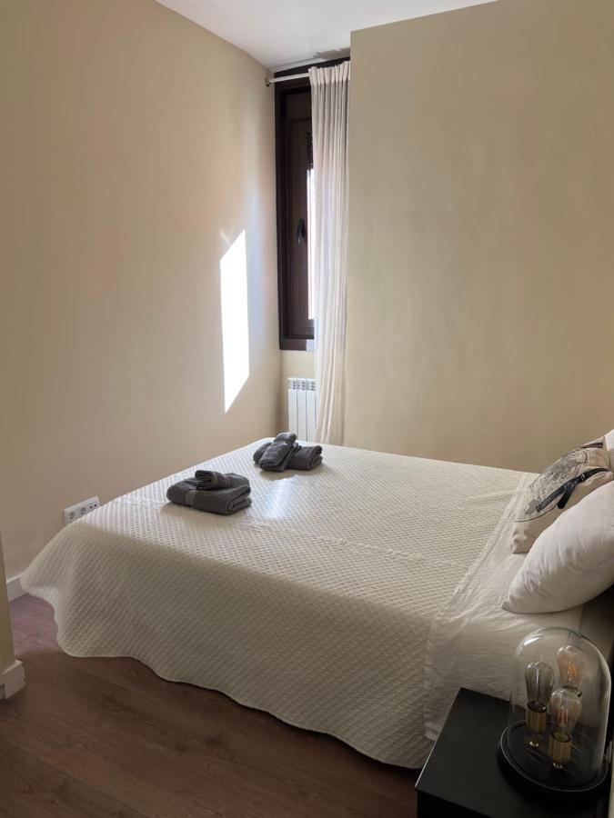 Apartment In Monumental Square Madrid Center エクステリア 写真