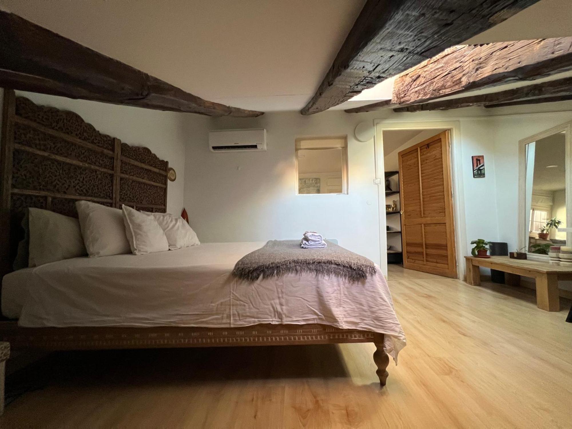 Apartment In Monumental Square Madrid Center エクステリア 写真